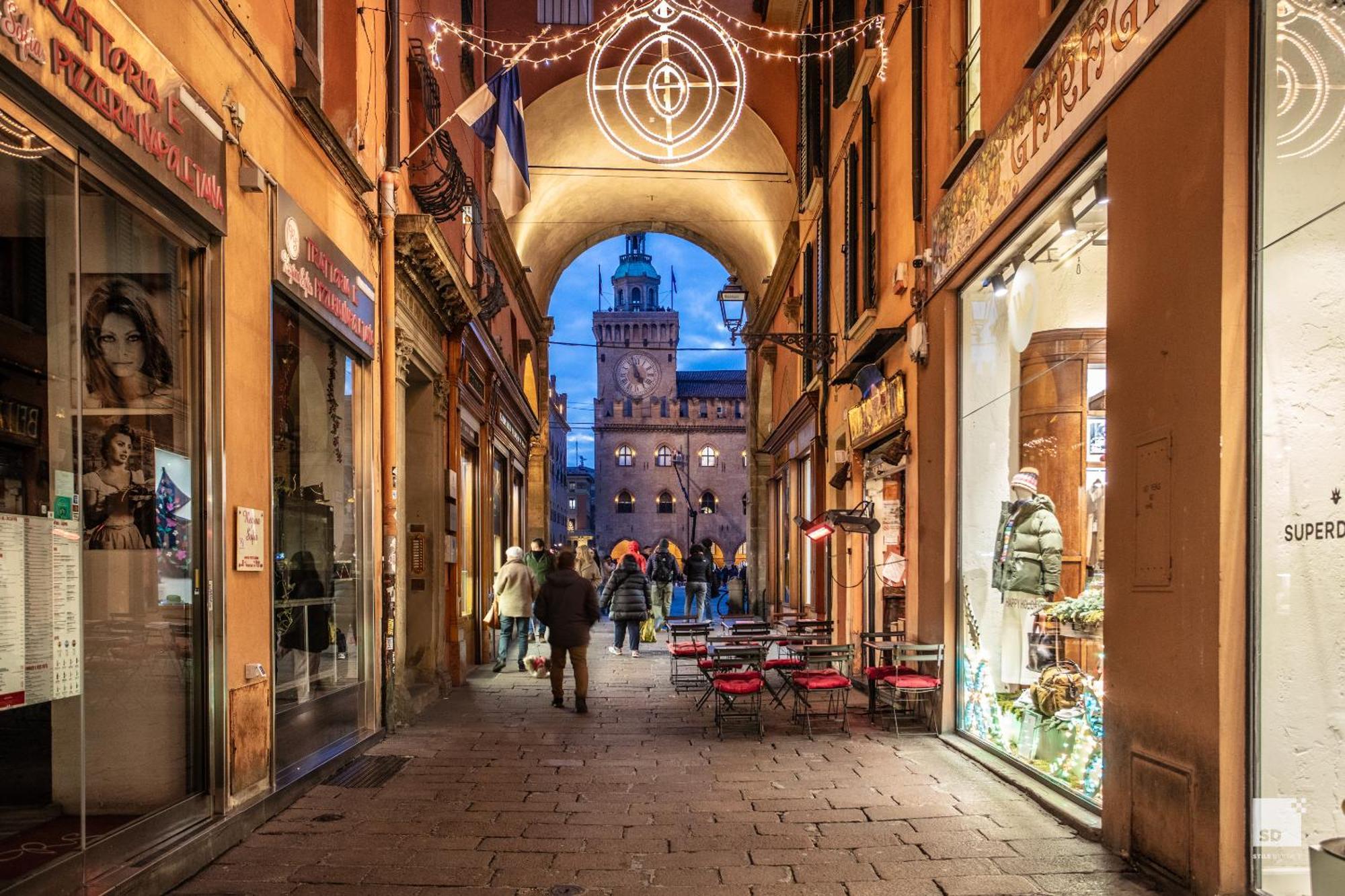 Urbanicooh Paracelso - Piazza Maggiore View ボローニャ エクステリア 写真